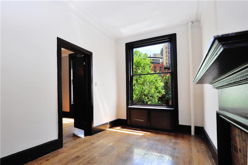 5 East 10th Street 3-S Greenwich Village New York NY 10003