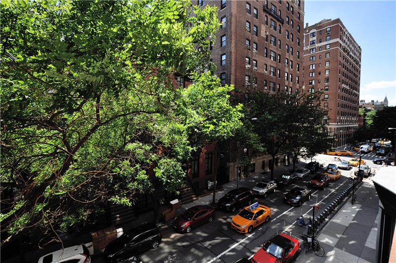 5 East 10th Street 3-S Greenwich Village New York NY 10003