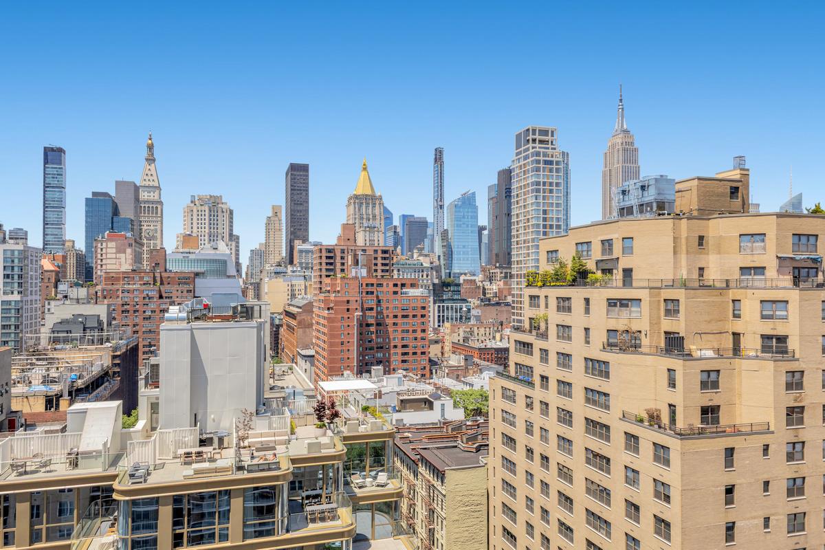 305 East 24th Street Kips Bay New York NY 10010