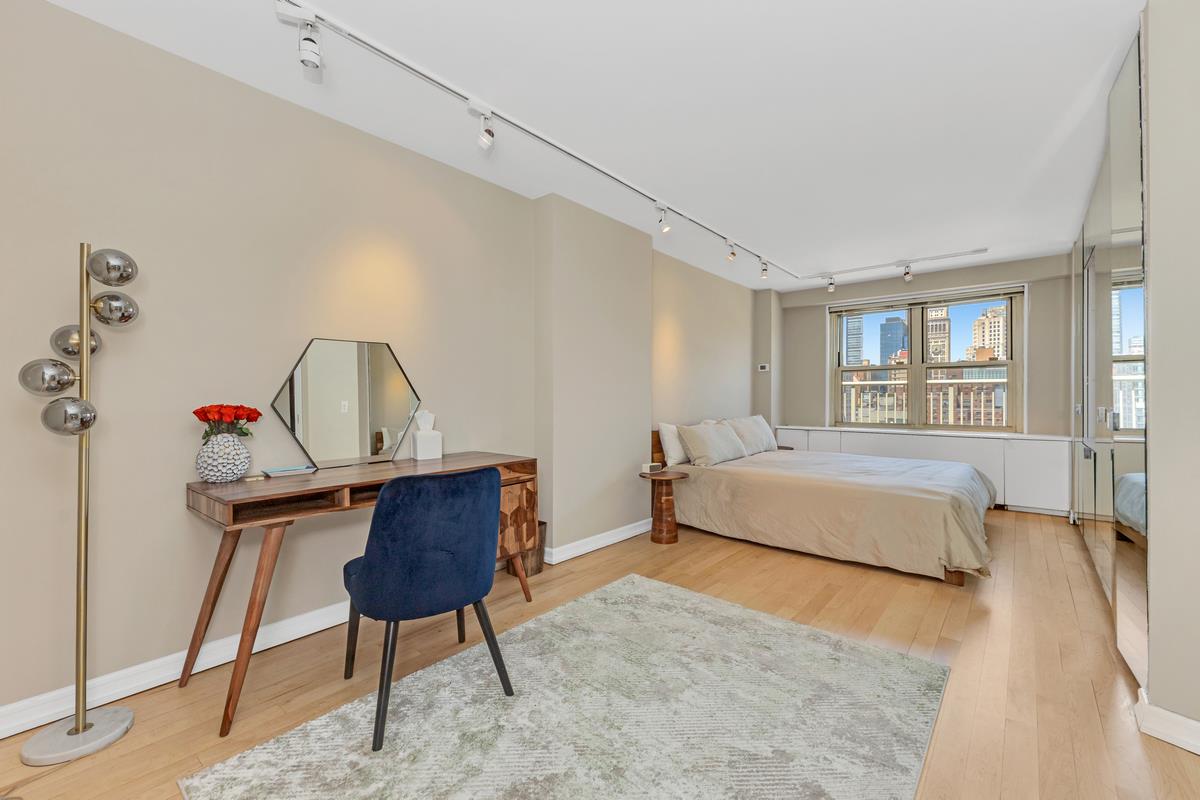 305 East 24th Street Kips Bay New York NY 10010