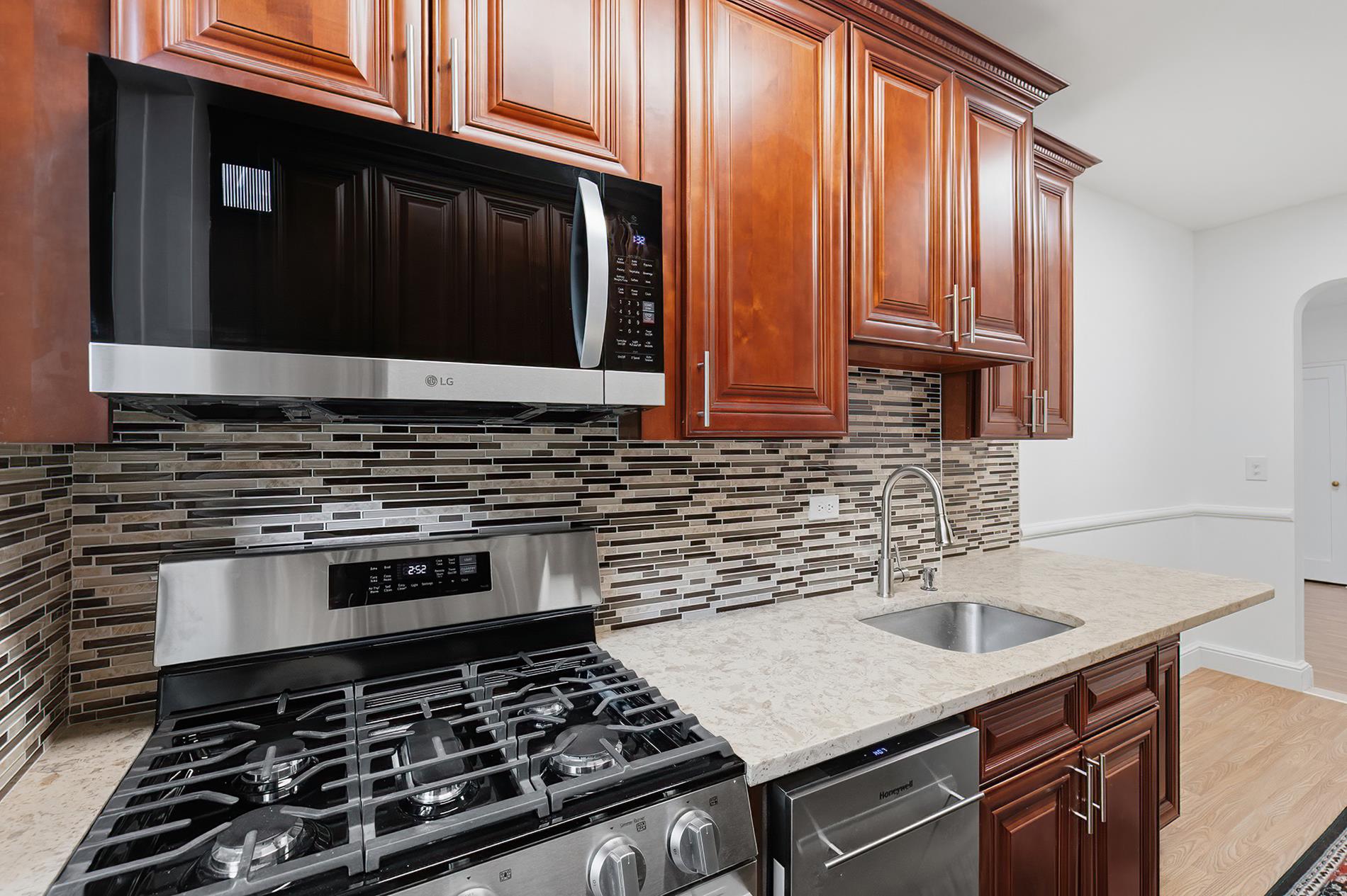 3015 Riverdale Avenue 4B Riverdale Bronx NY 10463