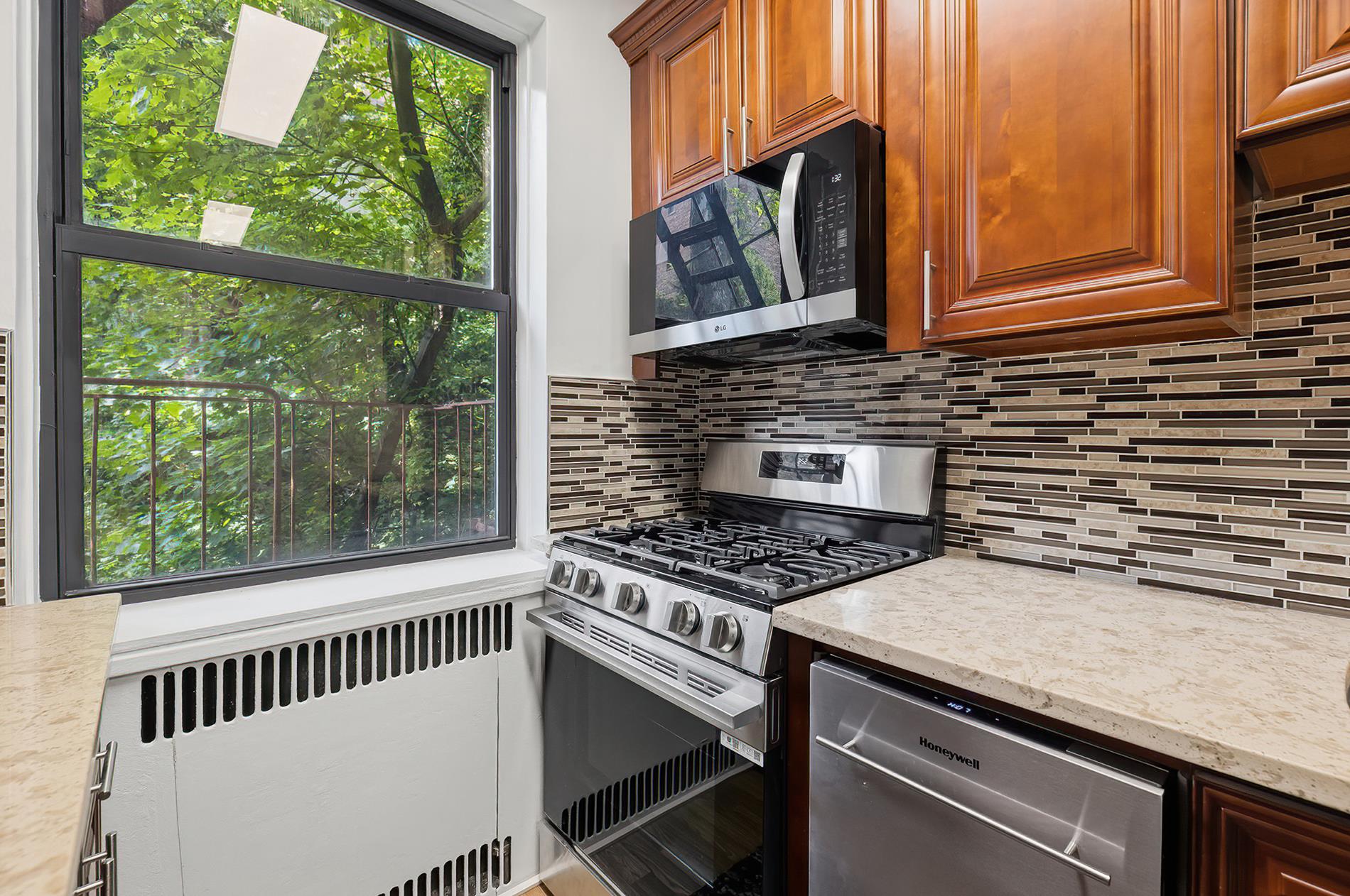 3015 Riverdale Avenue 4B Riverdale Bronx NY 10463