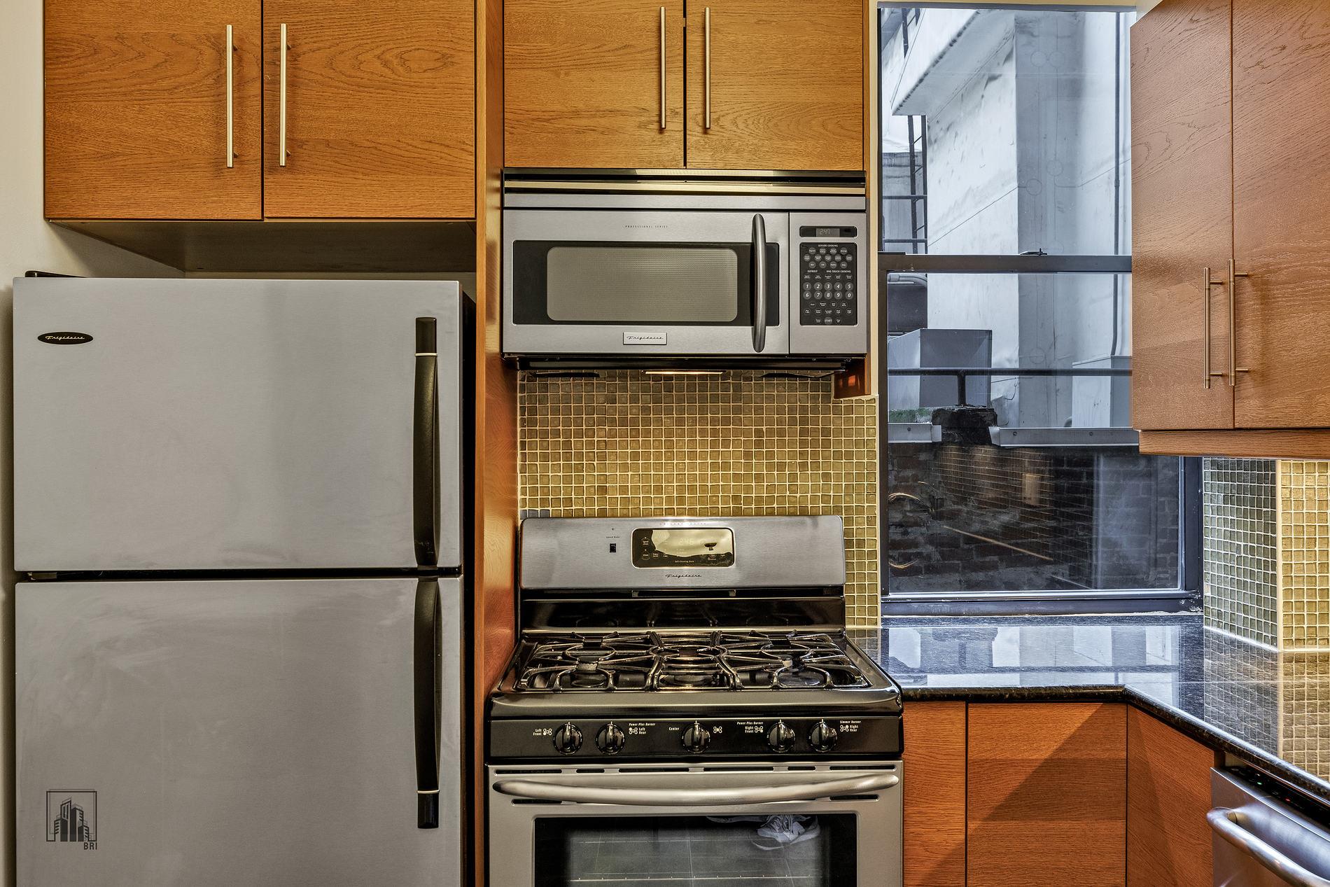 105 East 15th Street 33 Gramercy Park New York NY 10003