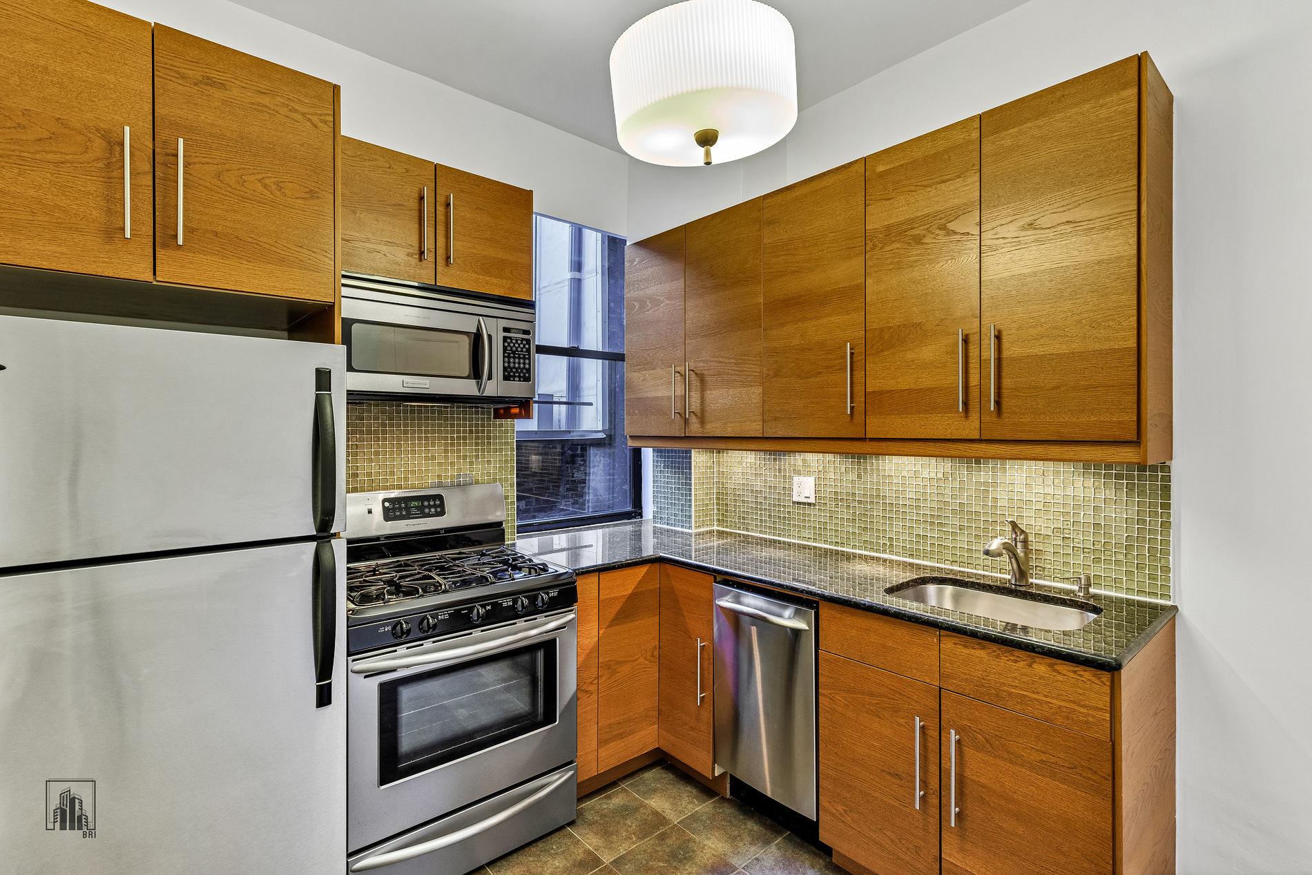 105 East 15th Street 33 Gramercy Park New York NY 10003