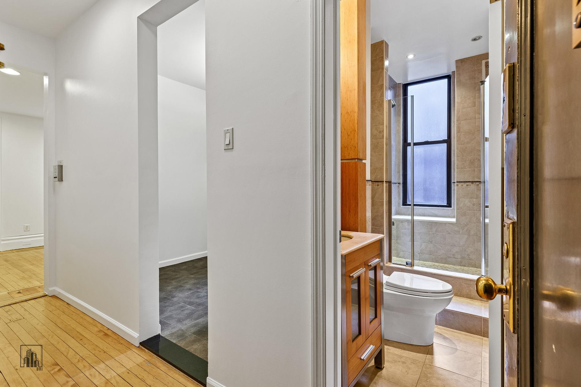 105 East 15th Street 33 Gramercy Park New York NY 10003