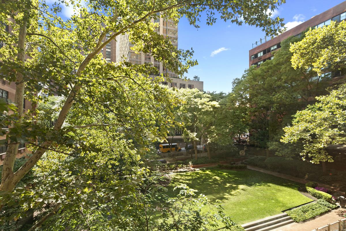 200 East 94th Street 125 Upper East Side New York NY 10128