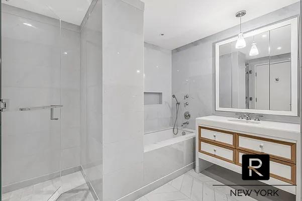 212 Warren Street Battery Park City New York NY 10282