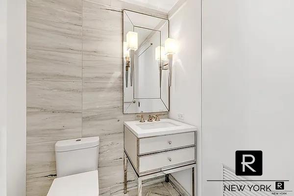 212 Warren Street Battery Park City New York NY 10282