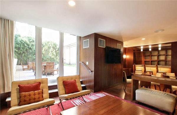 250 East 53rd Street Turtle Bay New York NY 10022