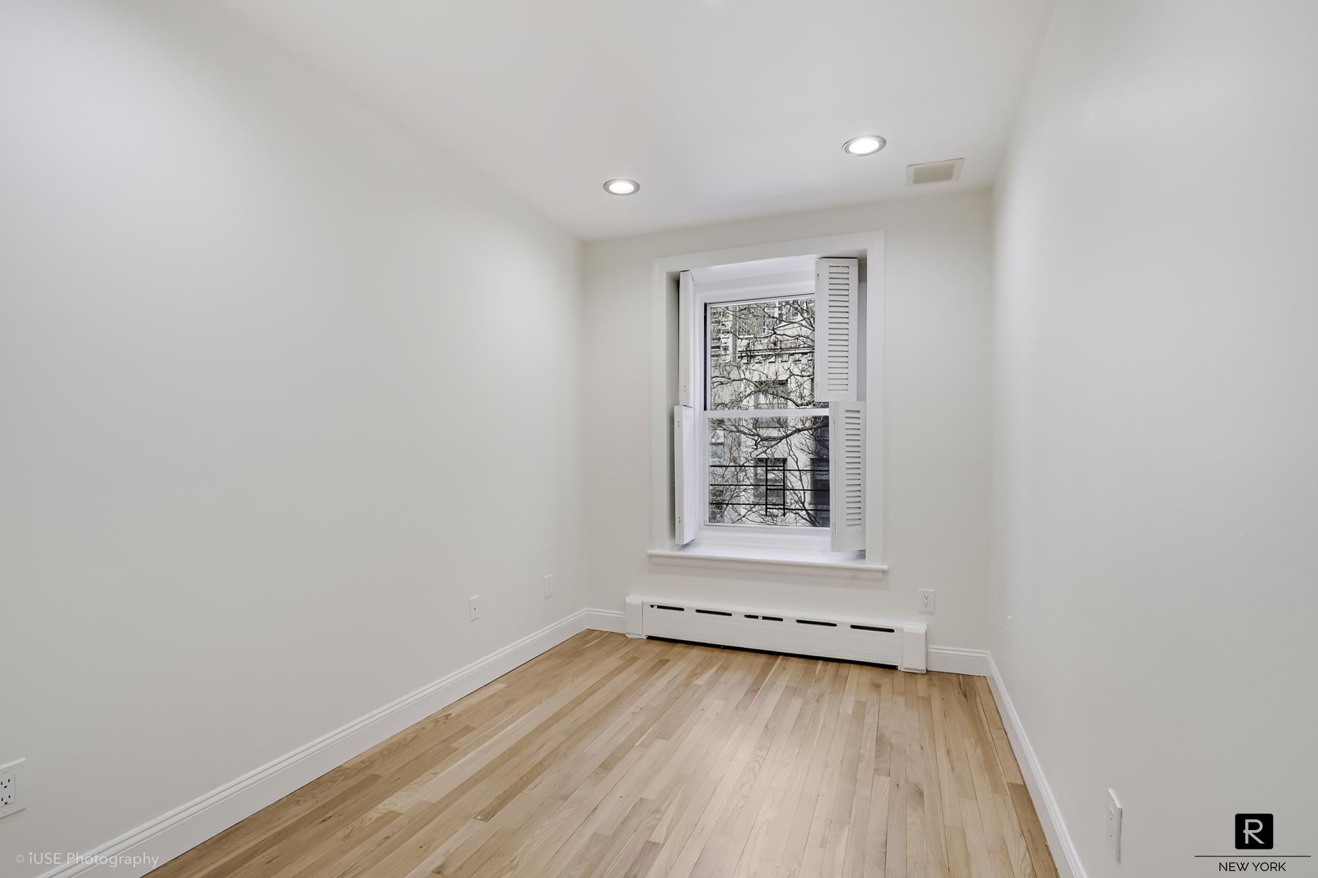 220 East 30th Street 2/3 Kips Bay New York NY 10016