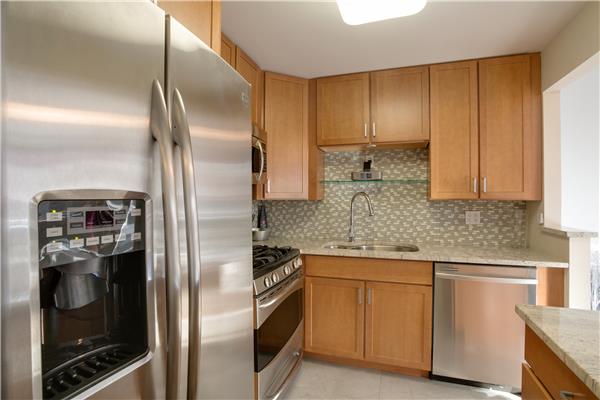 116-11 Curzon Road Kew Gardens Queens NY 11418