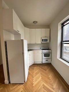 214 West 96th Street 2-J Upper West Side New York NY 10025