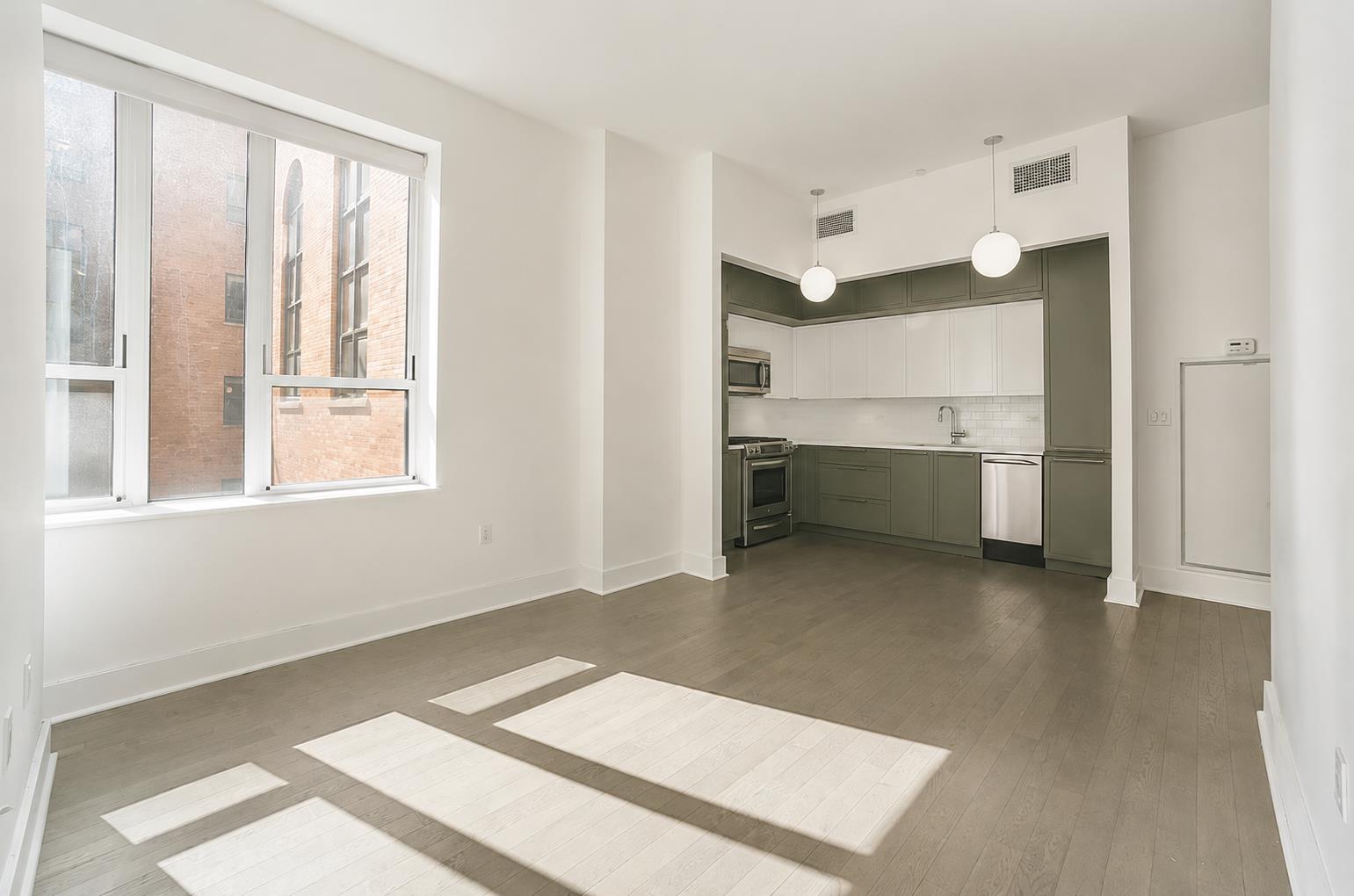 416 West 52nd Street 324 Clinton New York NY 10019