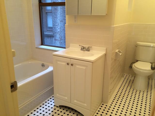 523 Hudson Street 3-RN W. Greenwich Village New York NY 10014