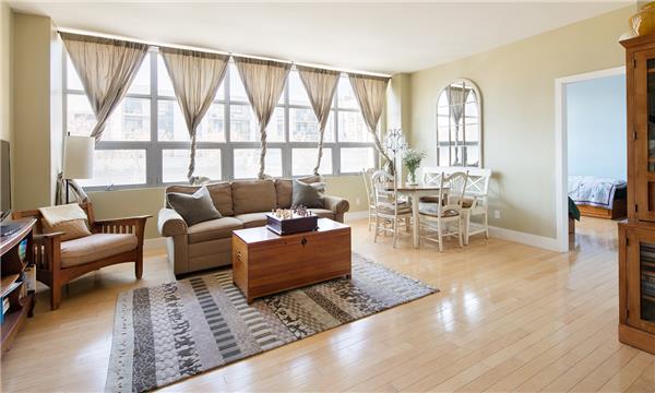 5-09 48th Avenue 2-C Long Island City Queens NY 11101