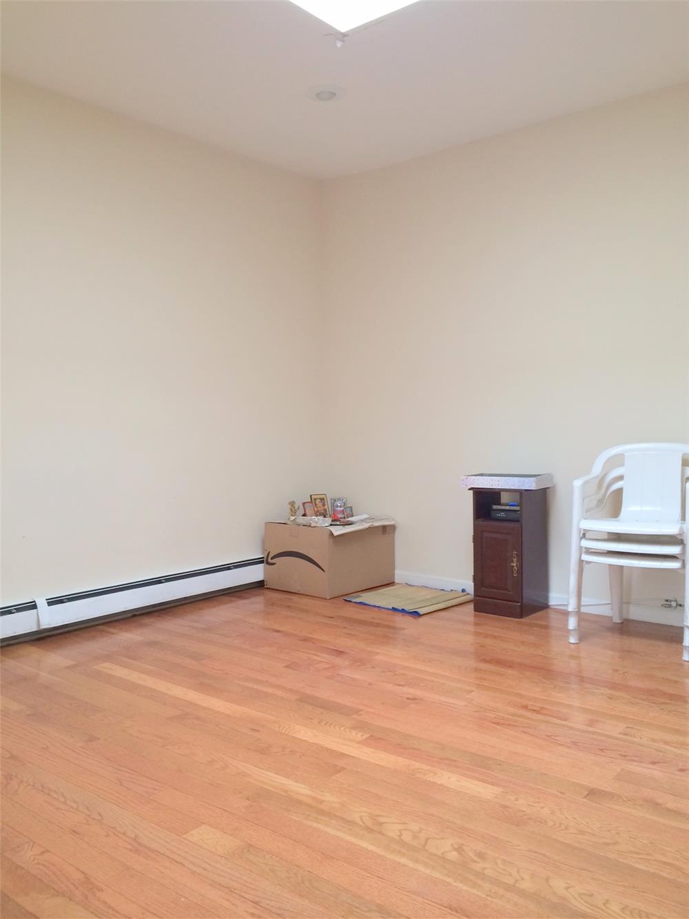 6607 18th Avenue Bensonhurst Brooklyn NY 11204