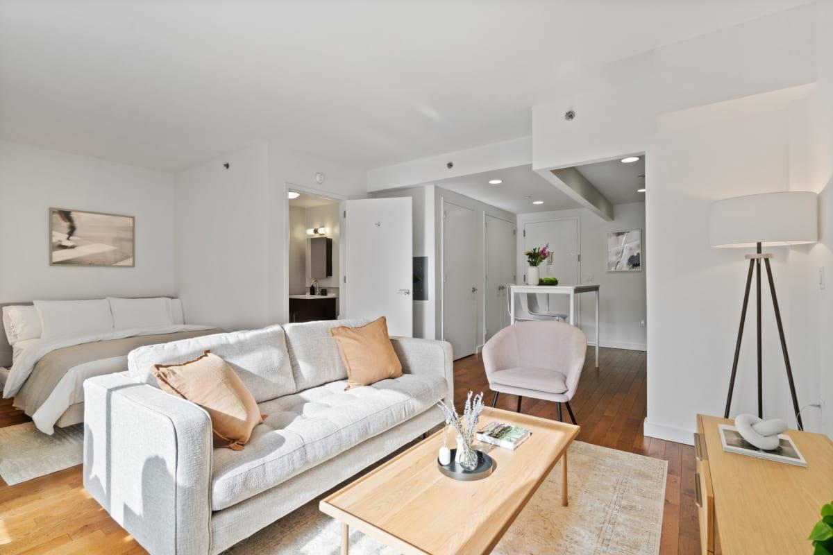 260 West 26th Street, #3C
