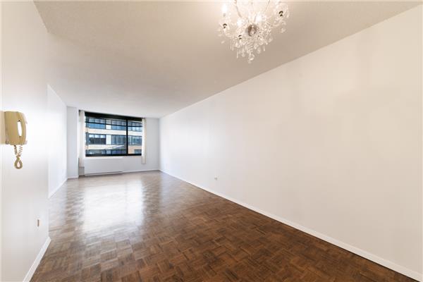2 South End Avenue, #9-I