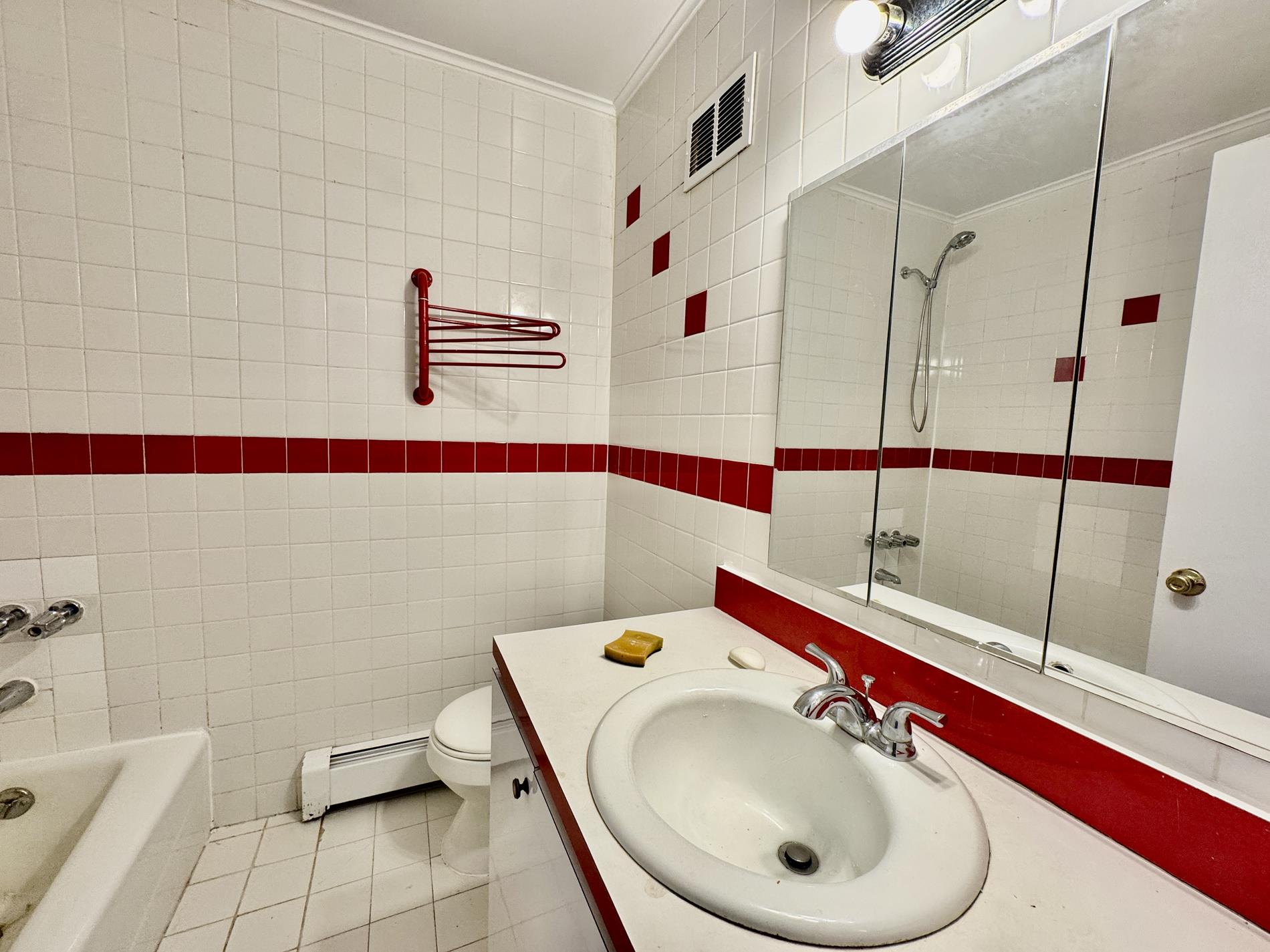 22-35 38th Street 3 Steinway-Ditmars Queens NY 11105