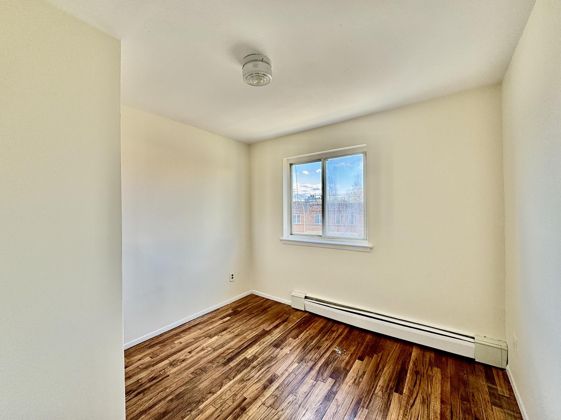 22-35 38th Street 3 Steinway-Ditmars Queens NY 11105