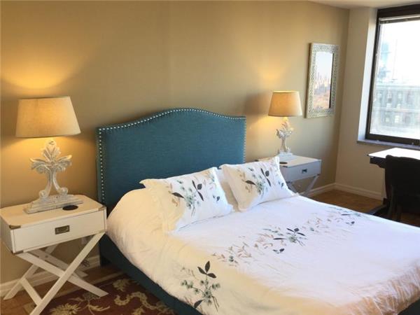 Exquisitely Furnished 1 Bedroom - Columbus Circle Luxury Builidng