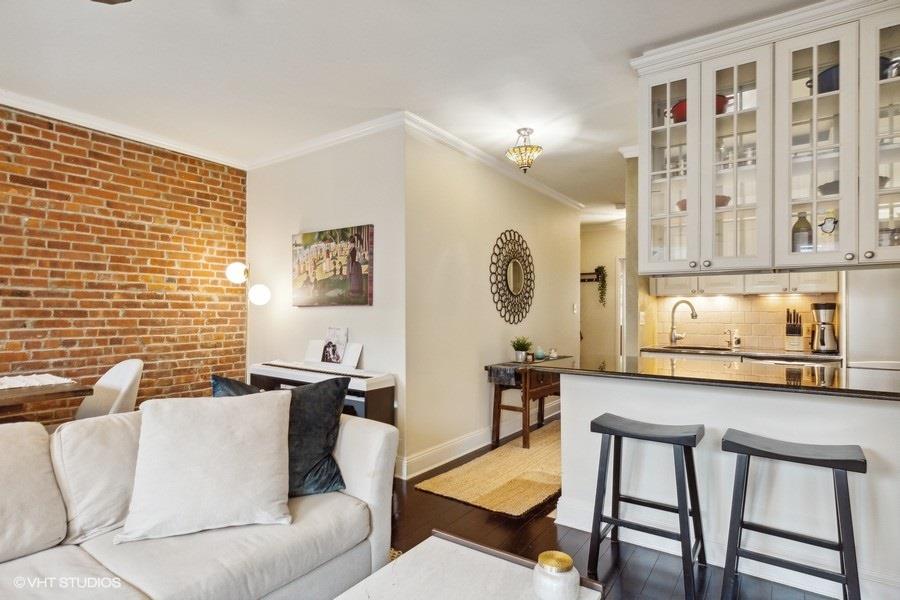 456 West 50th Street Clinton New York NY 10019