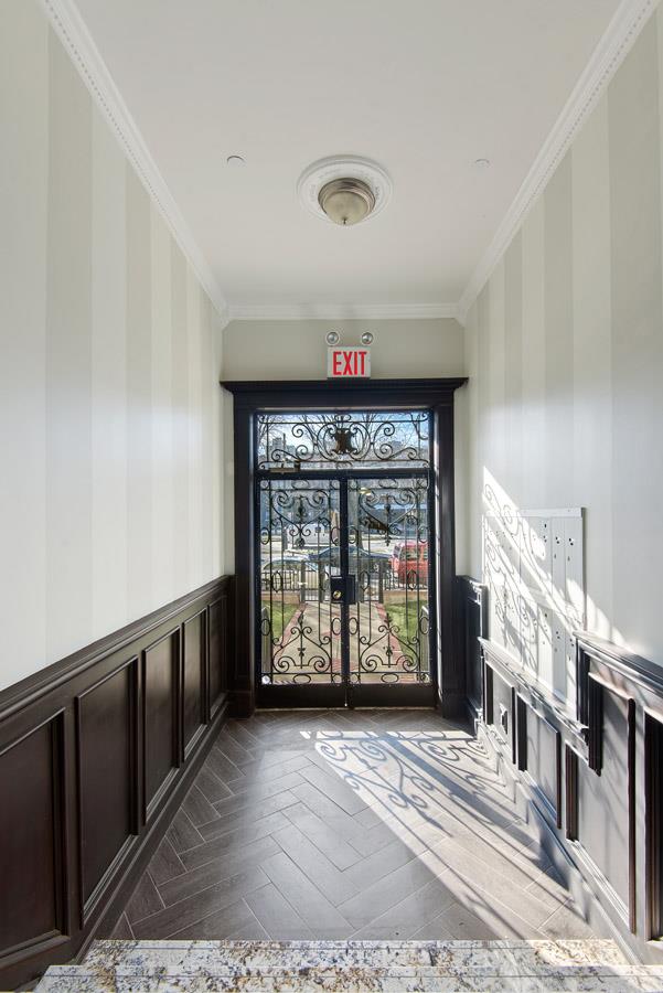 555 Eastern Parkway Crown Heights Brooklyn NY 11216