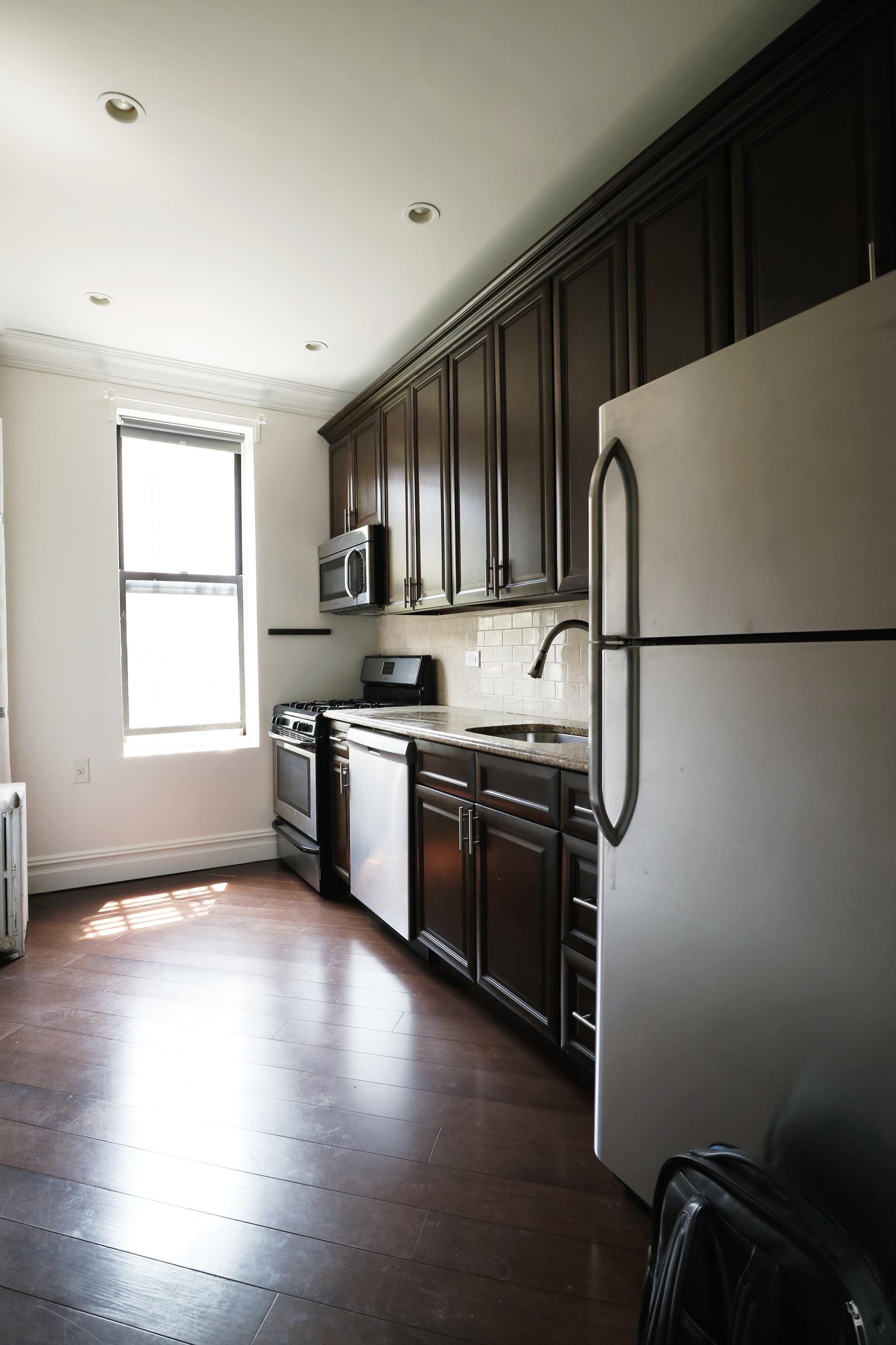 240 President Street 2-R Carroll Gardens Brooklyn NY 11231