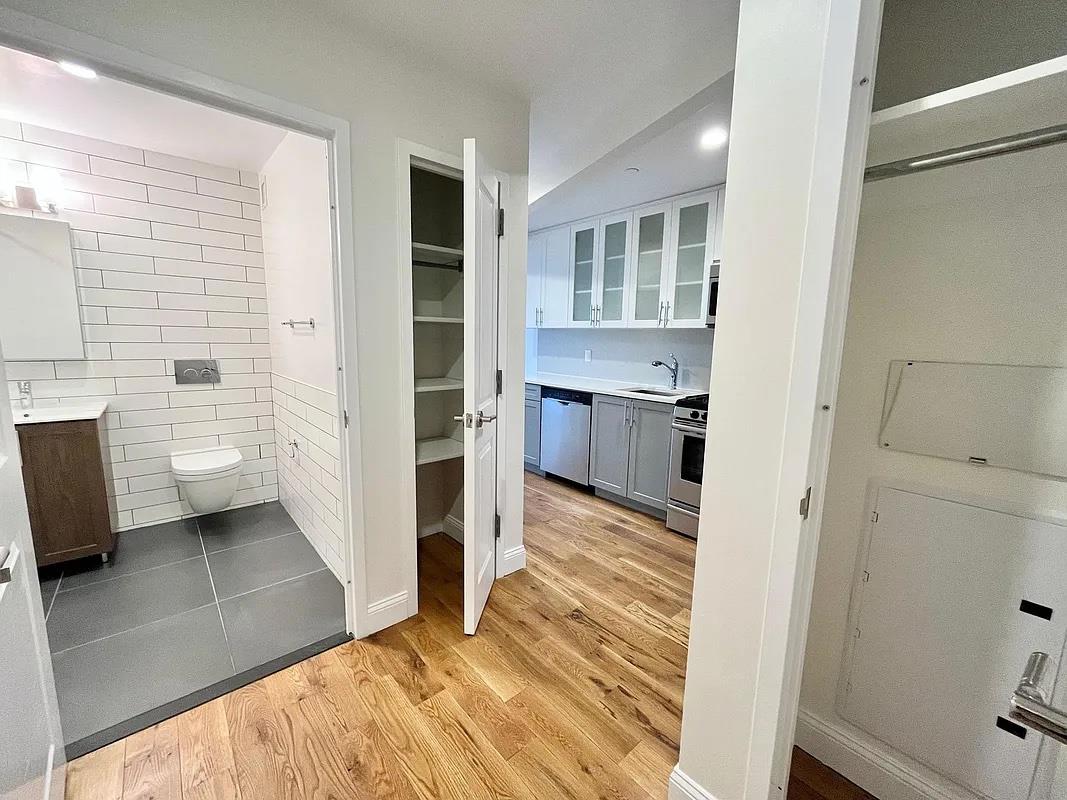 490 Myrtle Avenue 4N Clinton Hill Brooklyn NY 11205