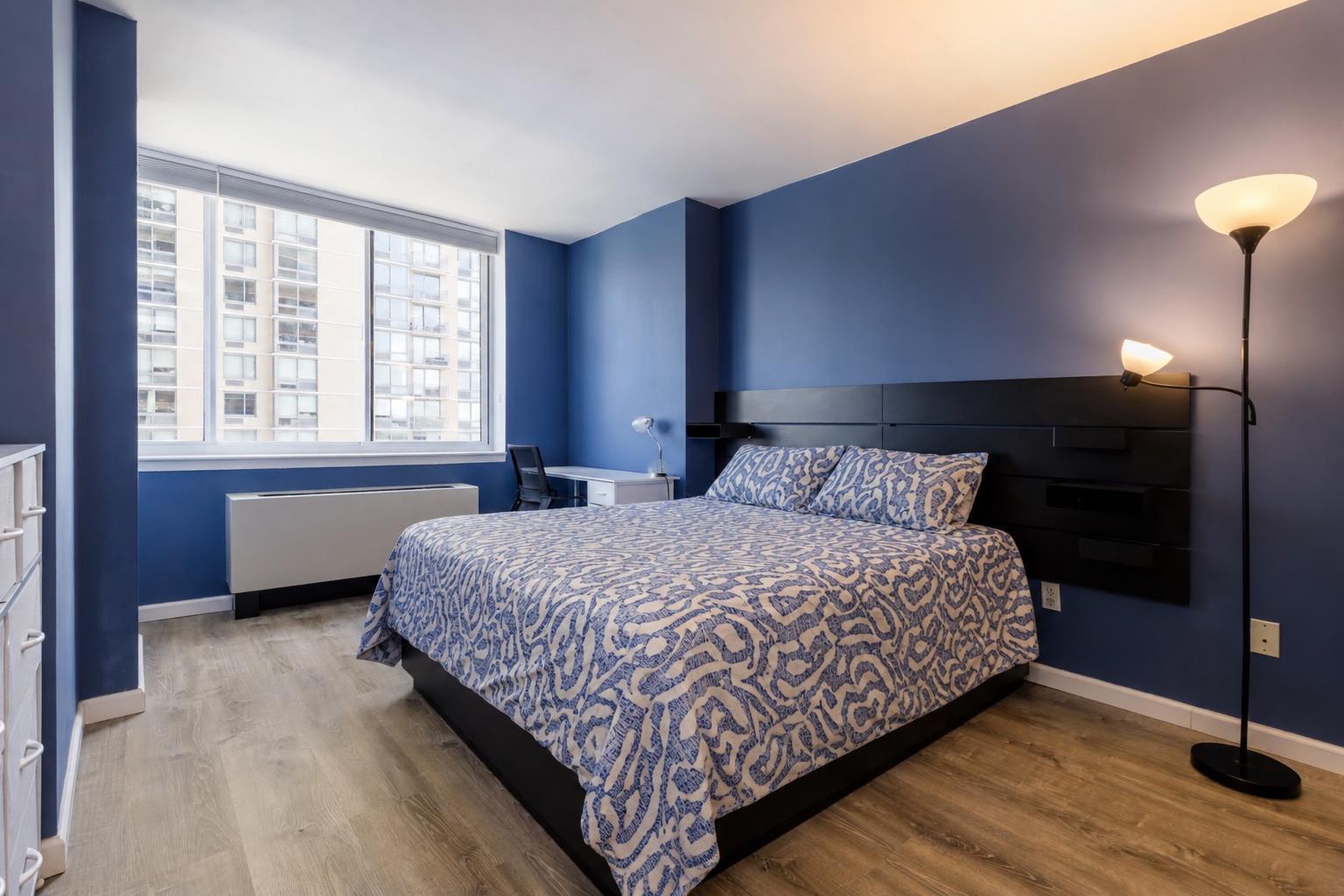 4-74 48th Avenue 15-E Hunters Point Queens NY 11109