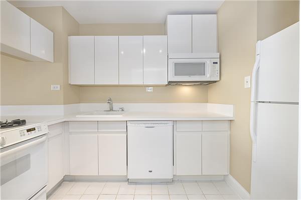 155 West 70th Street, #4-F