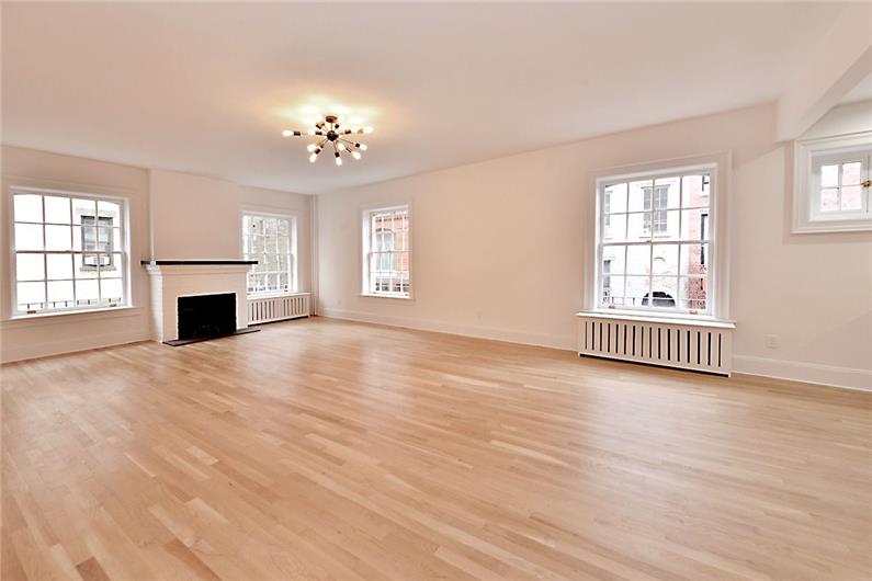 1 MacDougal Alley 1 Greenwich Village New York NY 10011