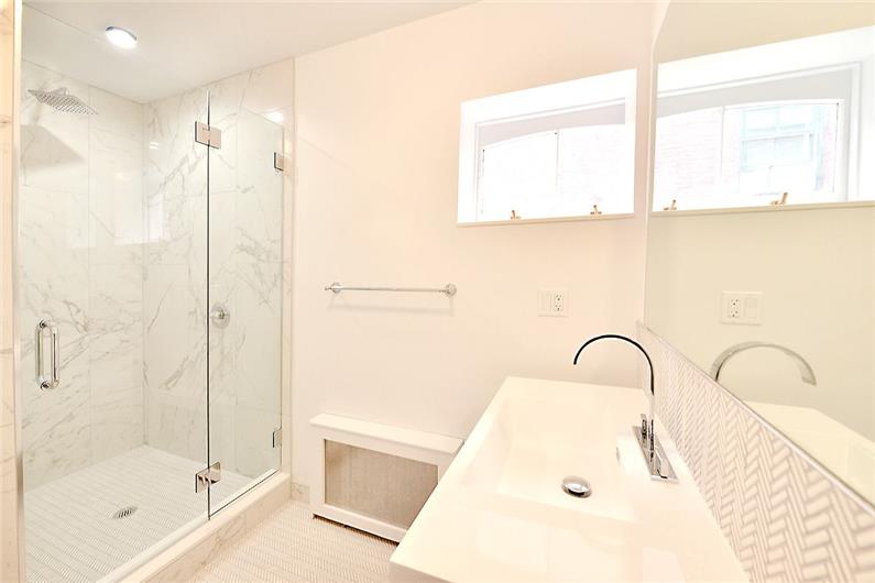 1 MacDougal Alley 1 Greenwich Village New York NY 10011