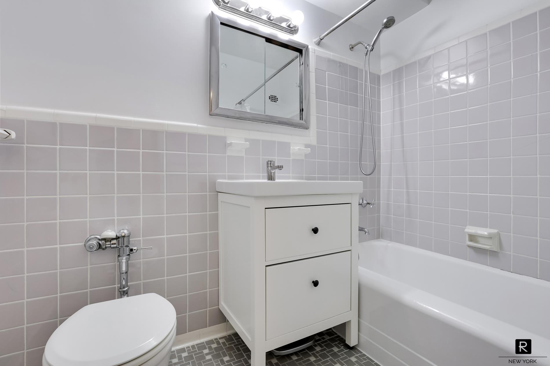 63 East 9th Street Greenwich Village New York NY 10003