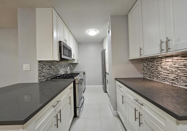 301 East 47th Street 12H Turtle Bay New York NY 10017