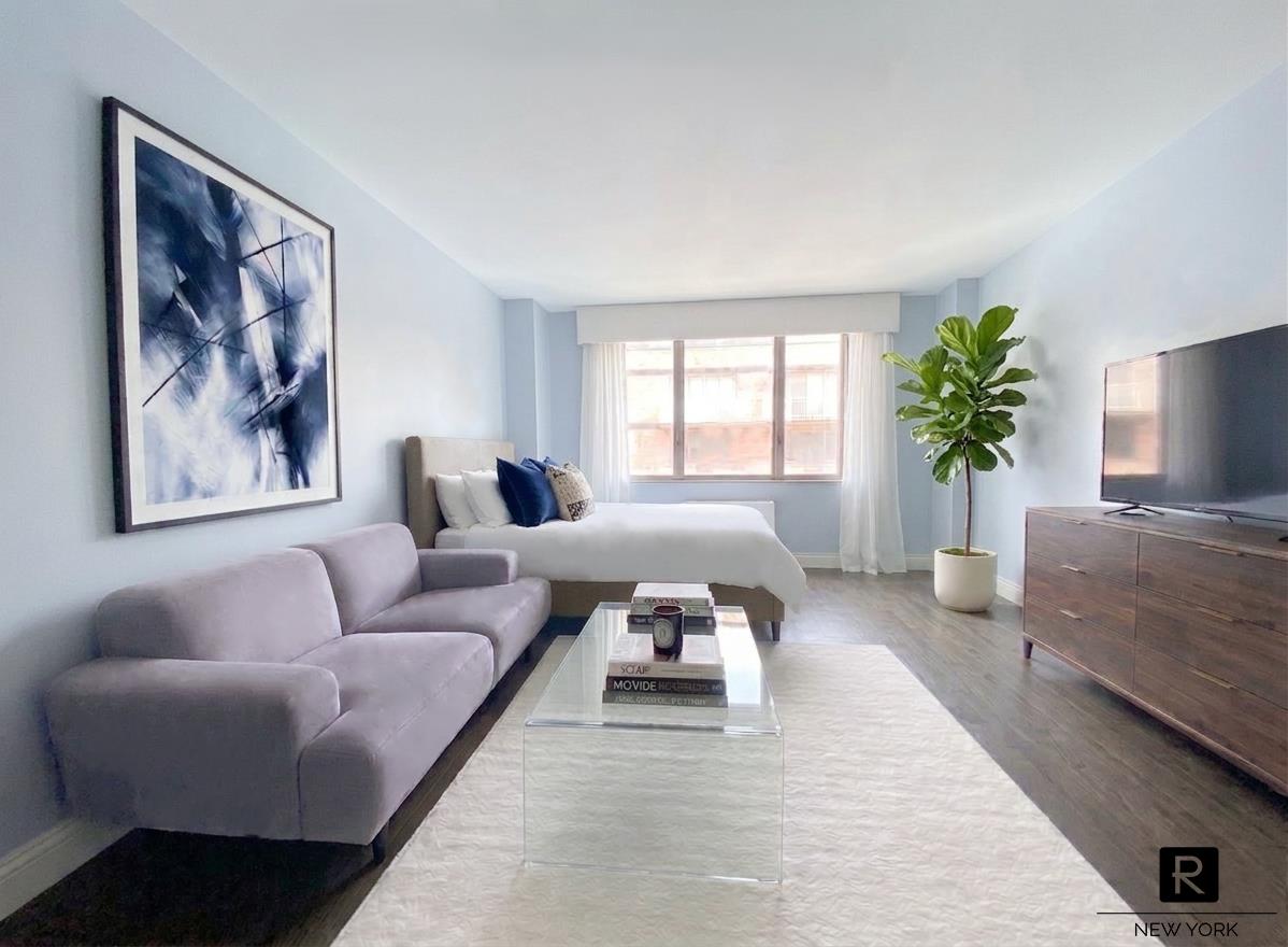 350 West 50th Street Midtown West New York NY 10019