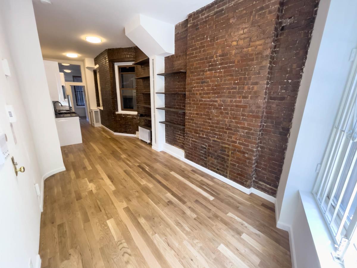 257 West 10th Street 1-E W. Greenwich Village New York NY 10011