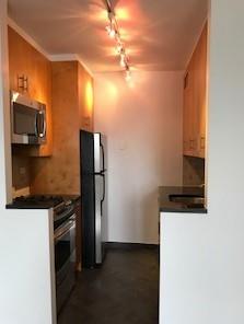 upper east side conv 2bd fully renovated no fee