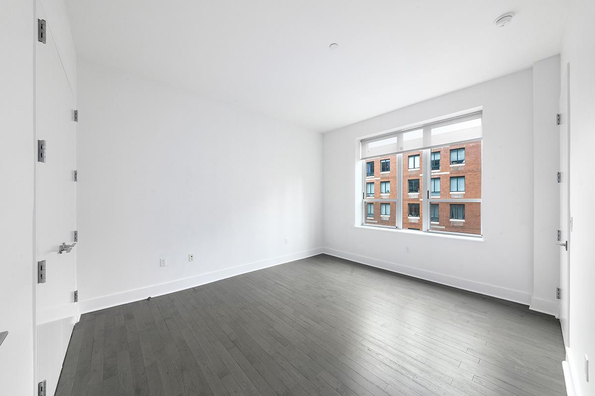 416 West 52nd Street 500 Clinton New York NY 10019