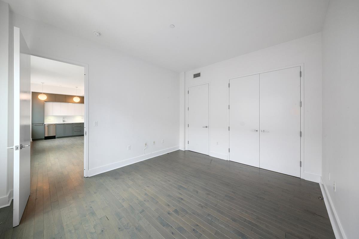 416 West 52nd Street 500 Clinton New York NY 10019