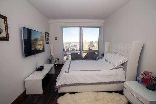 400 Fifth Avenue Midtown East New York NY 10018