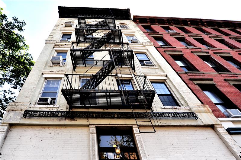 320 West 17th Street 5-RW Chelsea New York NY 10011