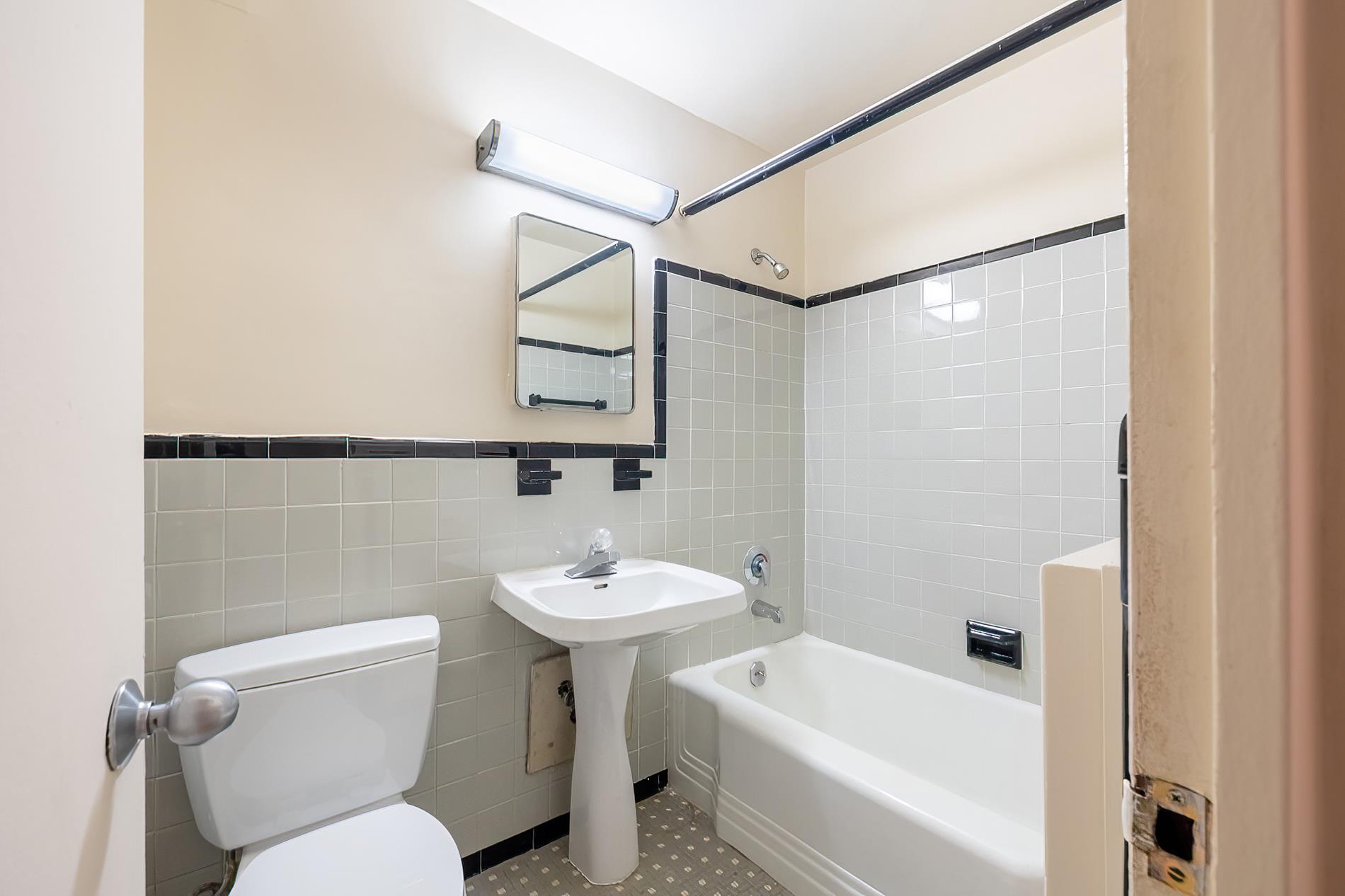 2727 Palisade Avenue 5-A Spuyten Duyvil Bronx NY 10463