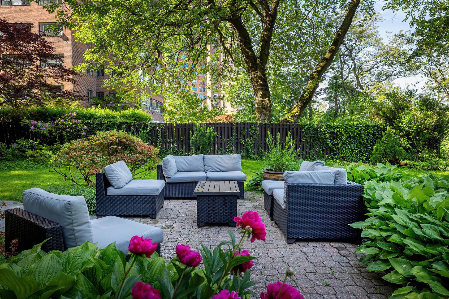 2727 Palisade Avenue 5-A Spuyten Duyvil Bronx NY 10463