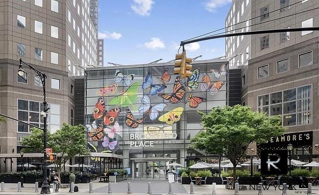 212 Warren Street Battery Park City New York NY 10282