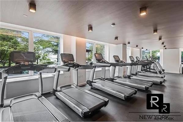 212 Warren Street Battery Park City New York NY 10282