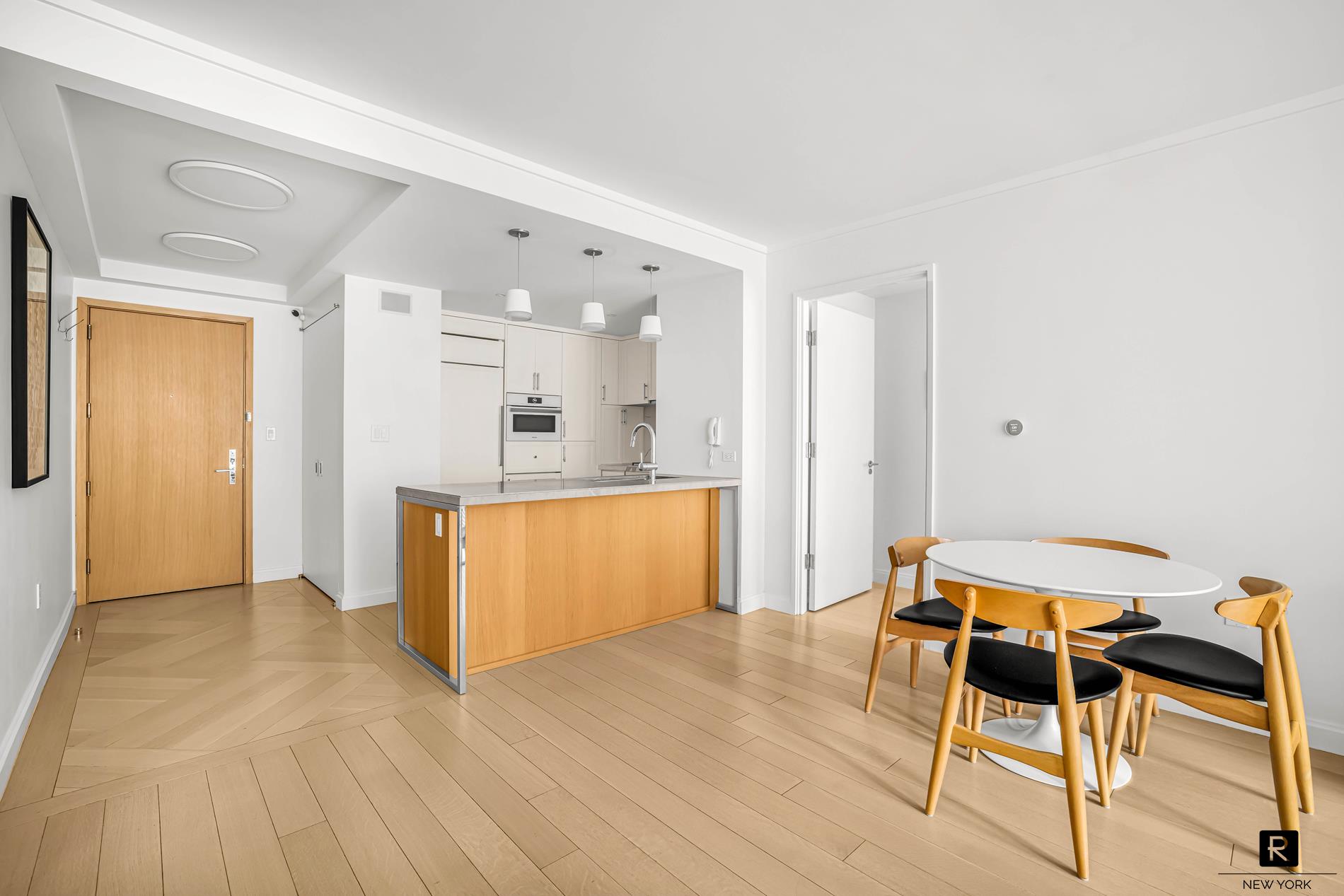 212 Warren Street Battery Park City New York NY 10282