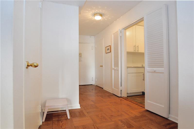 155 East 34th Street 7V Midtown East New York NY 10016