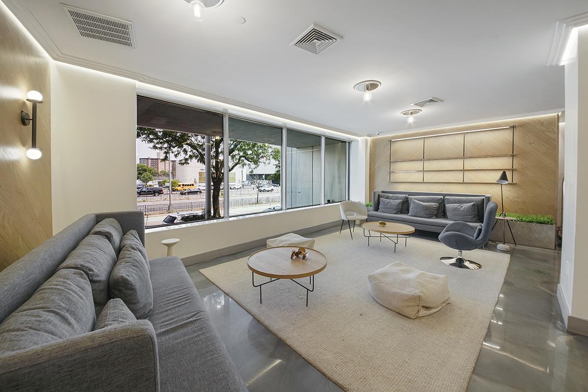 90-02 Queens Boulevard, #334
