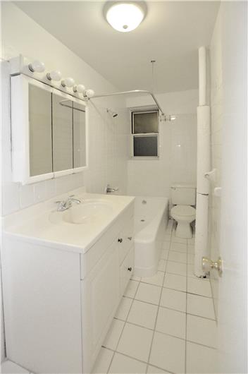 324 East 50th Street LB Turtle Bay New York NY 10022